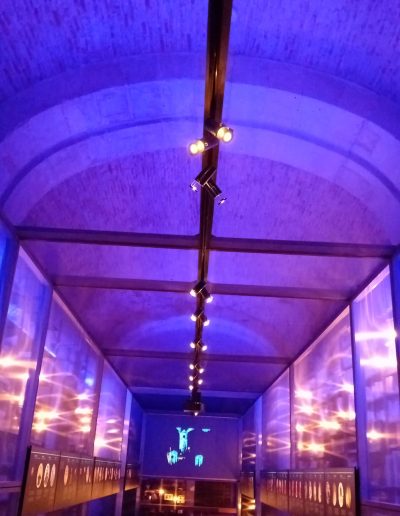 instalación de iluminación en edificio